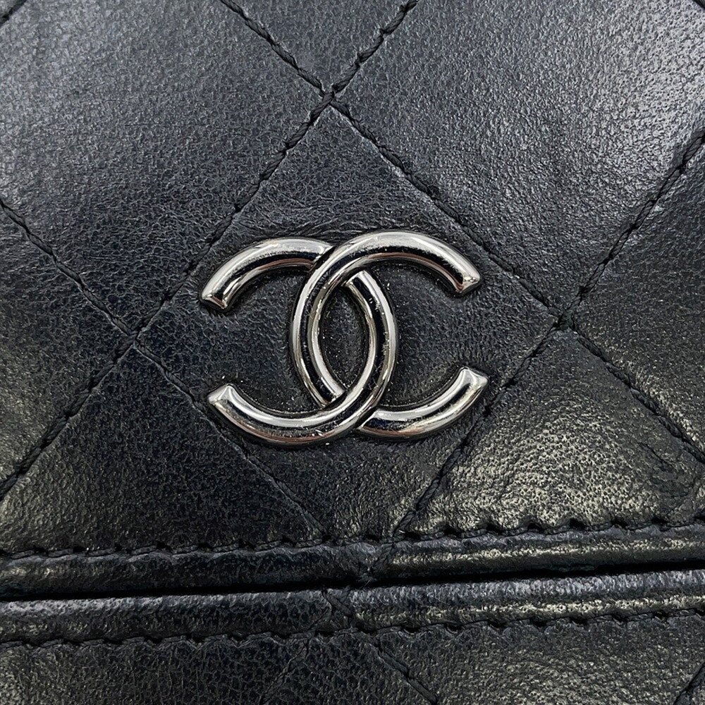 CHANEL Authentic Black Lambskin Leather Logo Wallet - Picture 13 of 14
